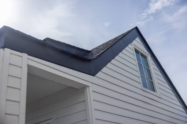 How To Choose The Right Materials for Your Siding Installation in 'Farley, KY